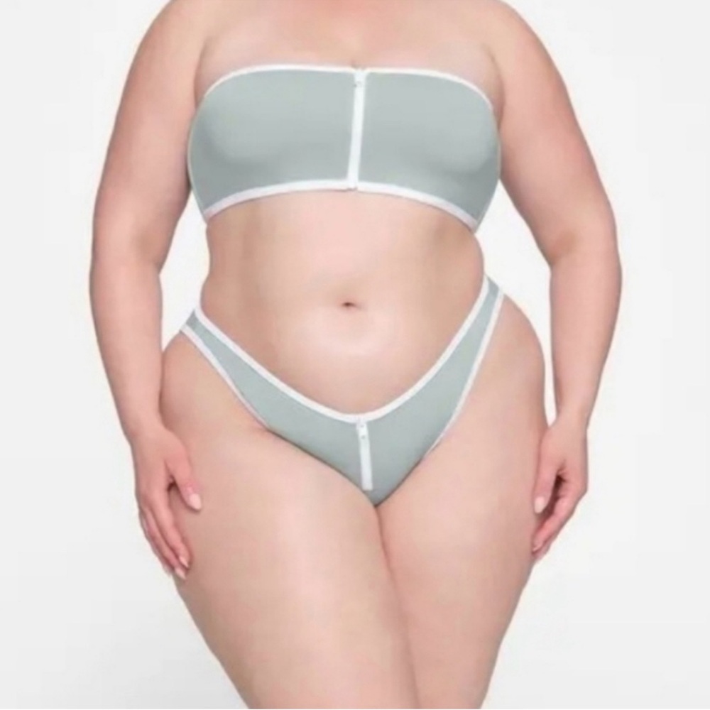 SKIMS Sporty Zipper Tanga Swim Bottom - Picture 2 of 6